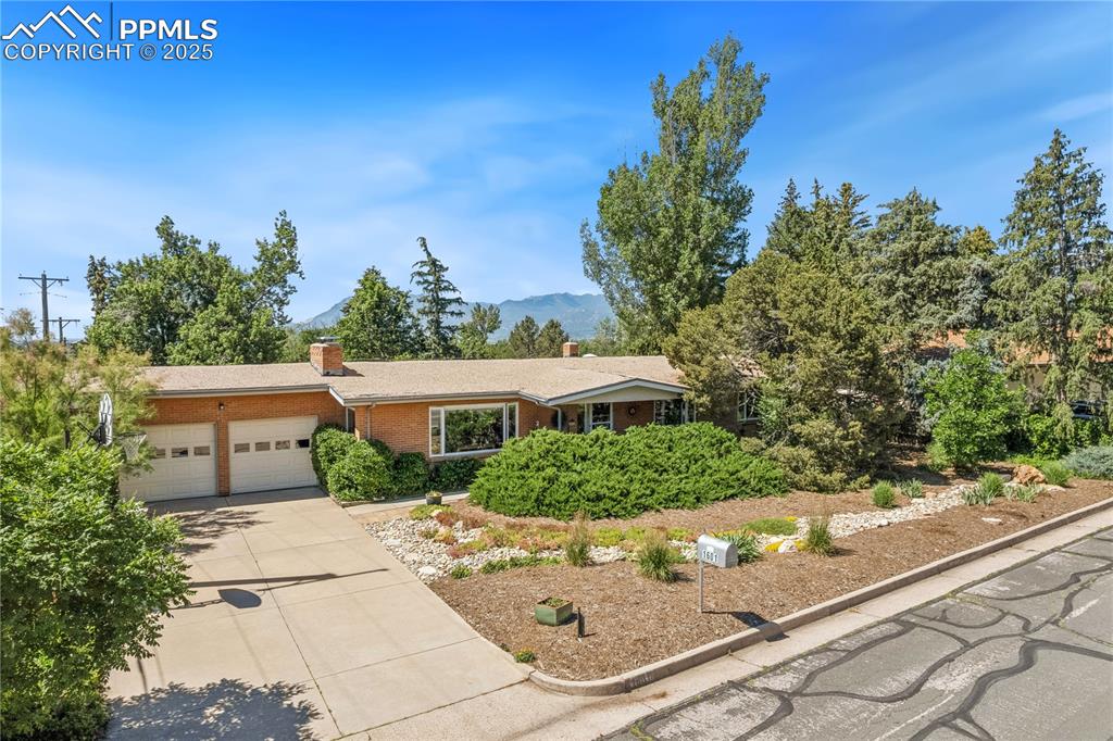 1601 columbine place colorado springs co 80907