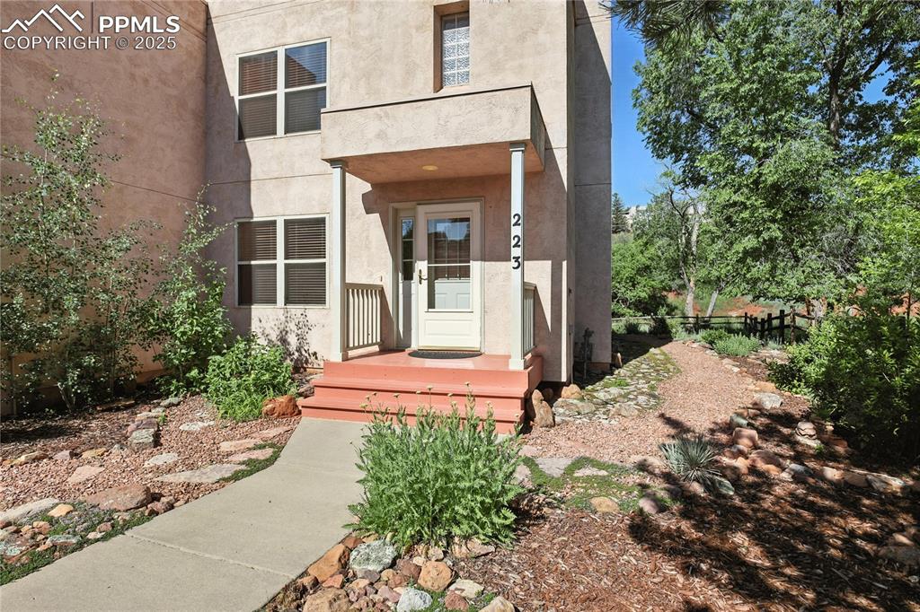 223 beckers lane manitou springs co 80829