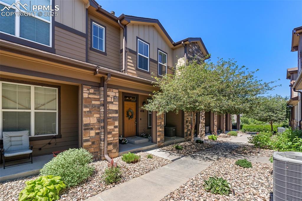4718 rowland heights colorado springs co 80923