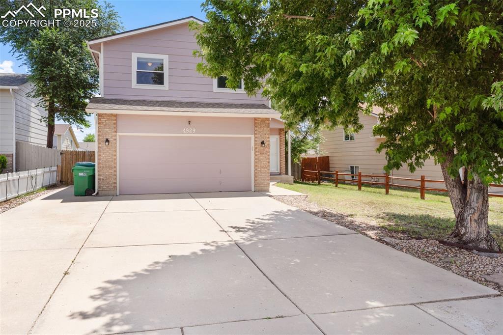 4929 witches hollow lane colorado springs co 80911