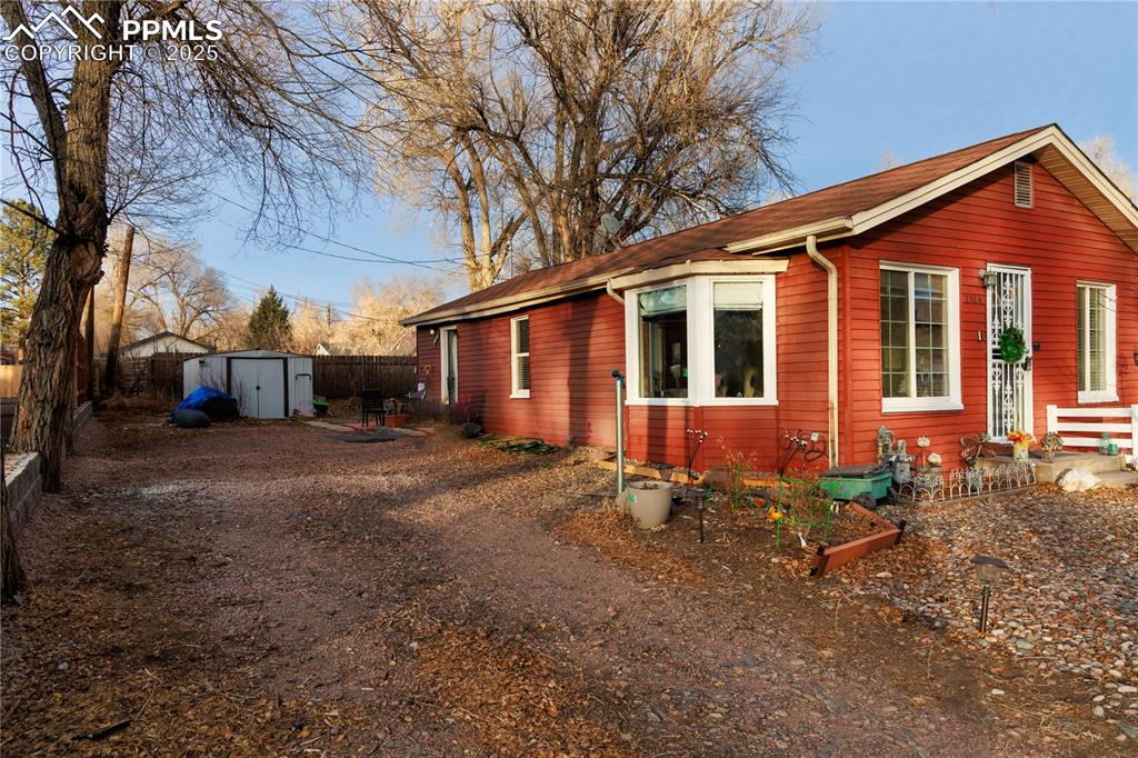 2524 e monument street colorado springs co 80909