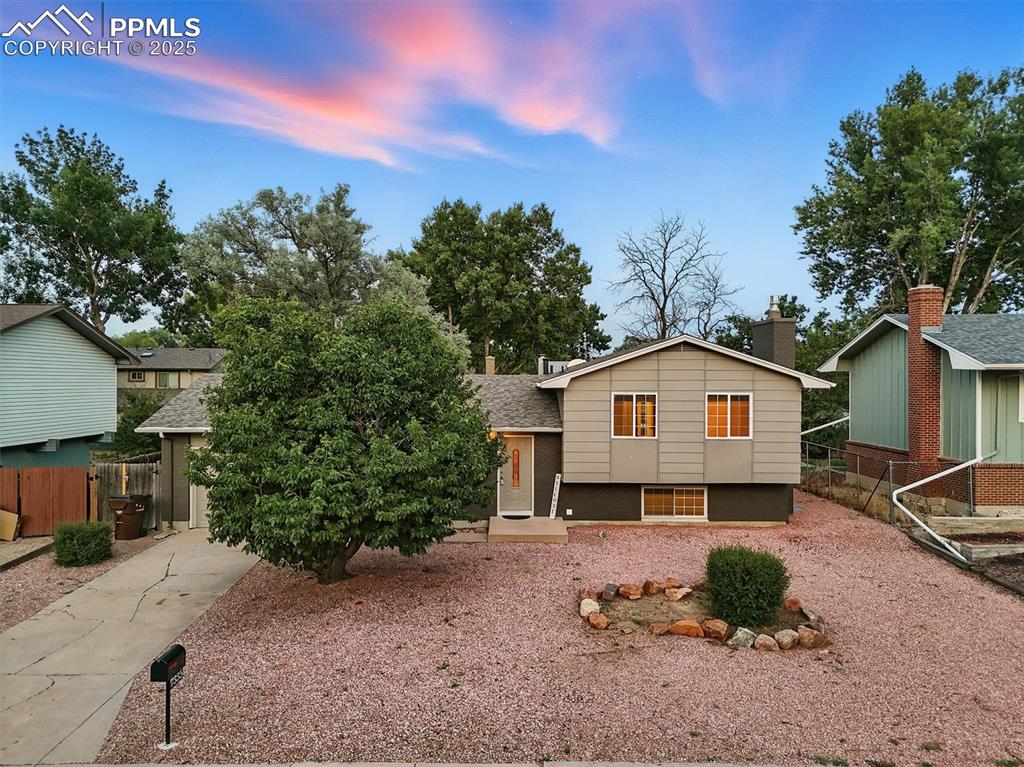 7335 nugget court colorado springs co 80911