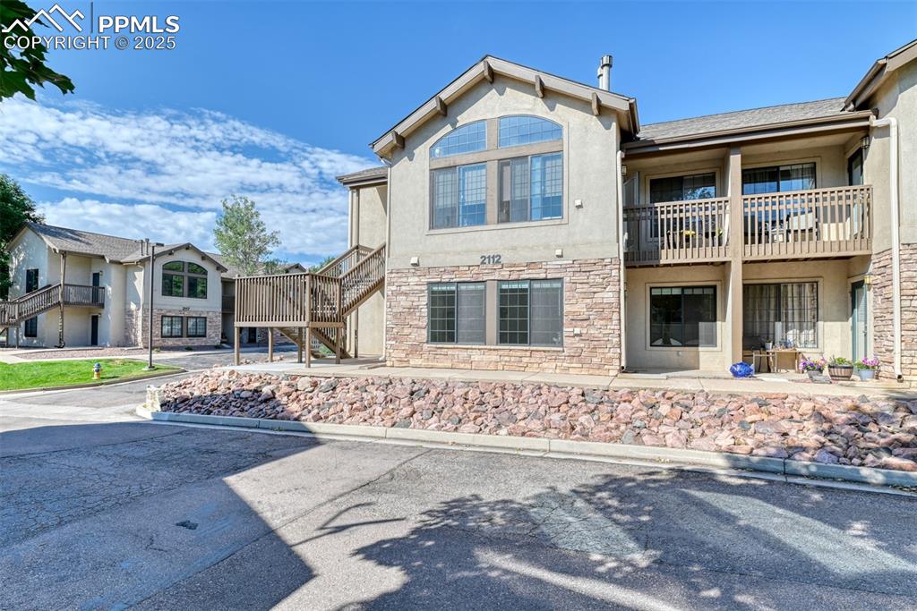 2112 denton grove colorado springs co 80919