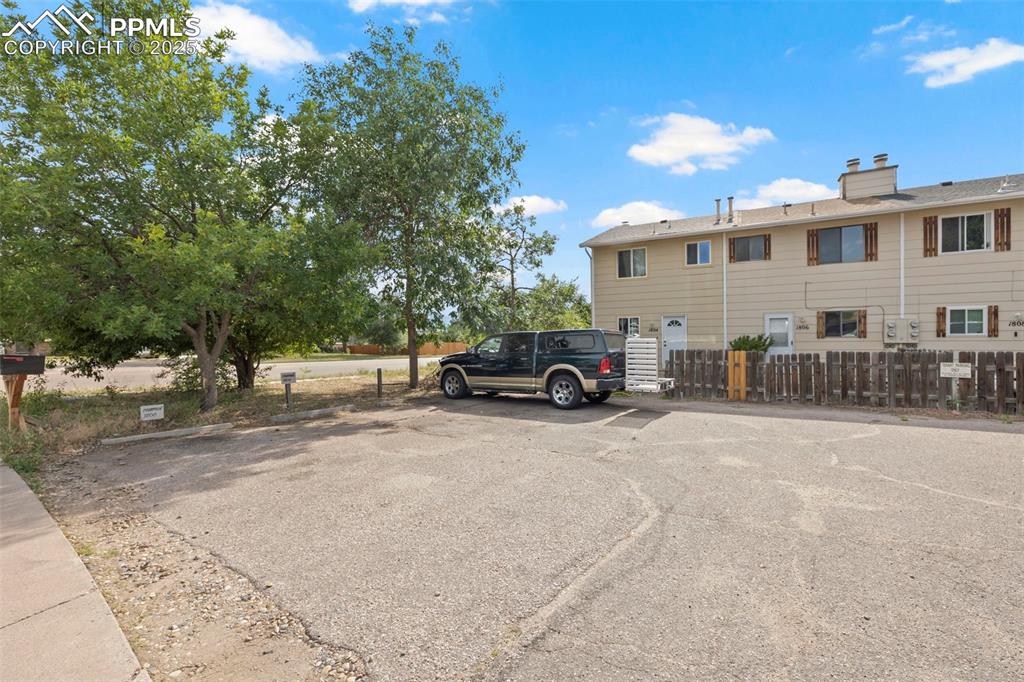 1806 myakka way colorado springs co 80915