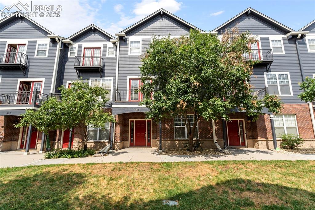 847 victoria ridge point colorado springs co 80903