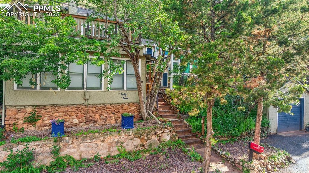 33 minnehaha avenue manitou springs co 80829