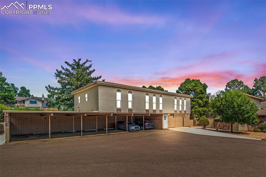 5208 kissing camels drive colorado springs co 80904