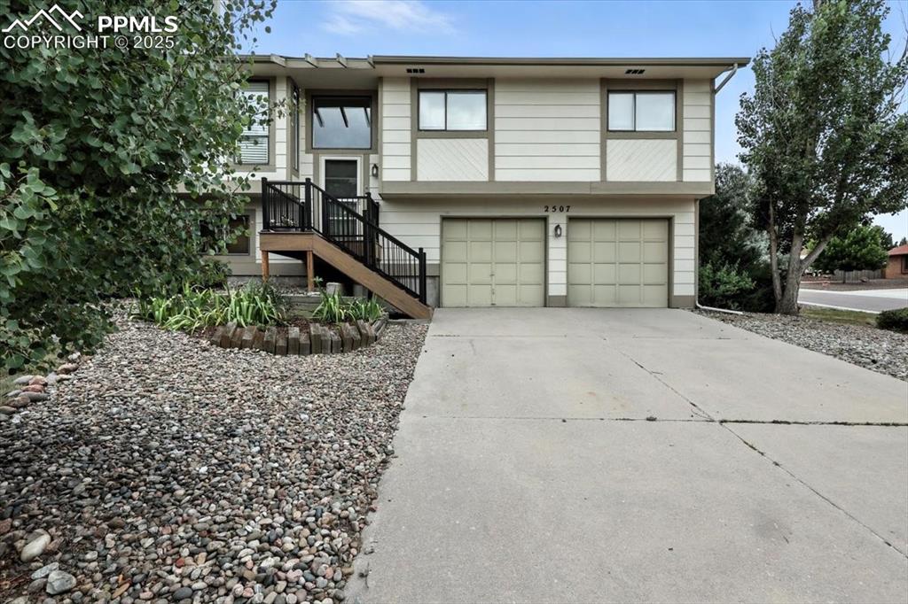2507 legend terrace colorado springs co 80920