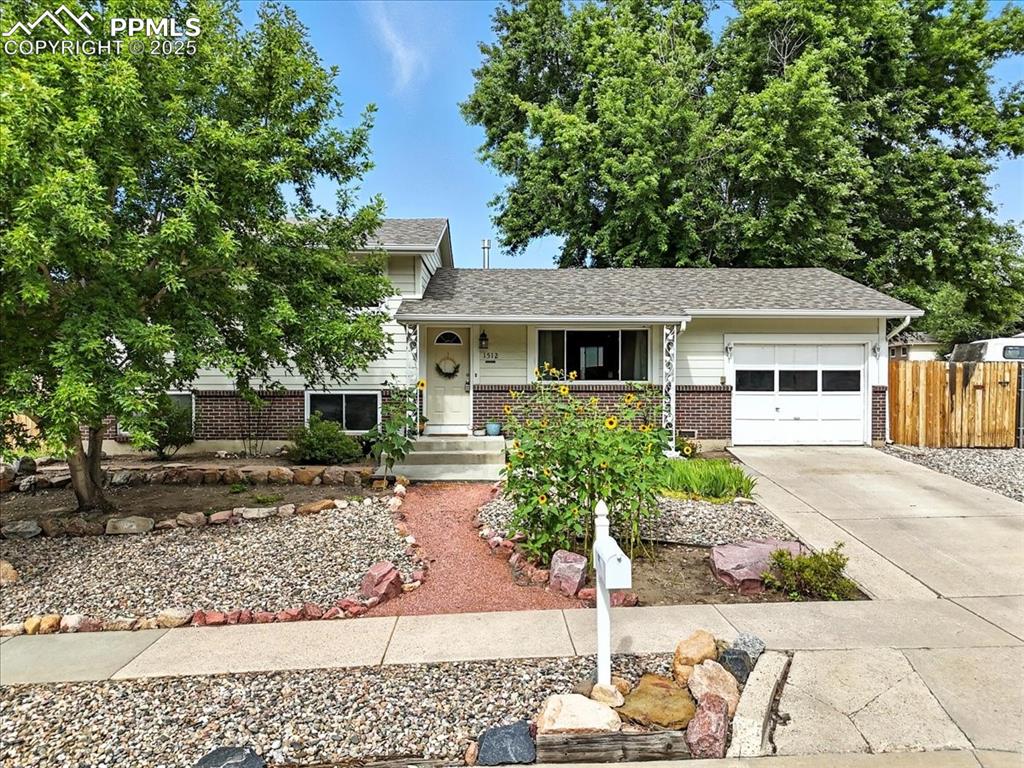 1512 keaton lane colorado springs co 80909