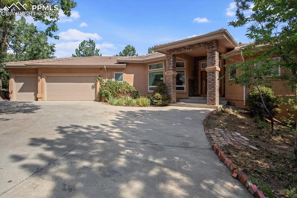 1205 oakmoor heights colorado springs co 80906