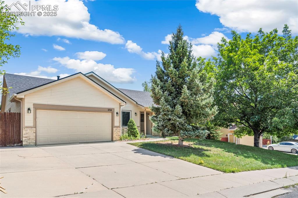 254 candletree circle monument co 80132