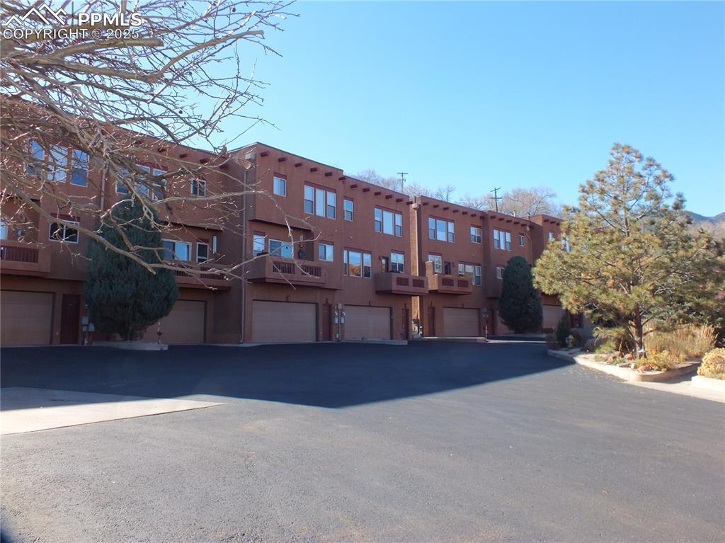 322 santa fe place manitou springs co 80829