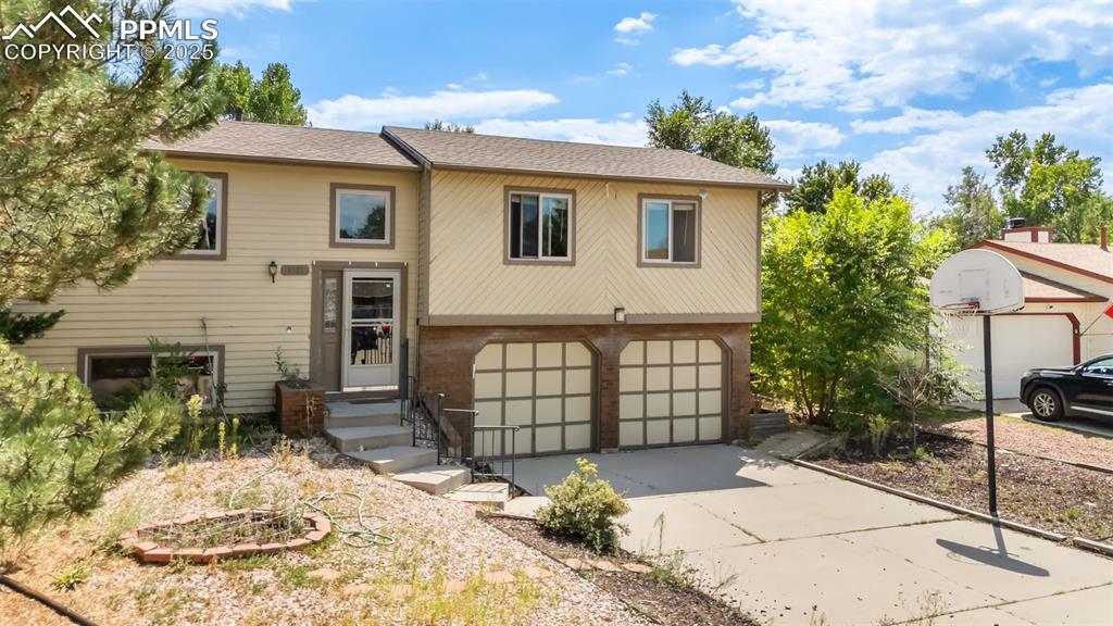 3935 dewpoint drive colorado springs co 80920