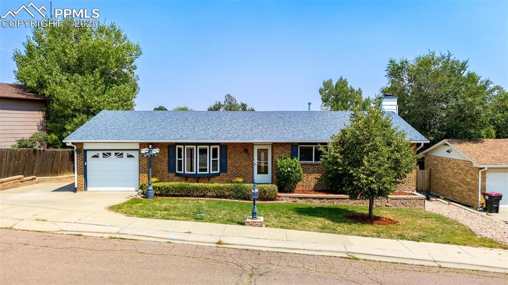 19 e clover circle colorado springs co 80906
