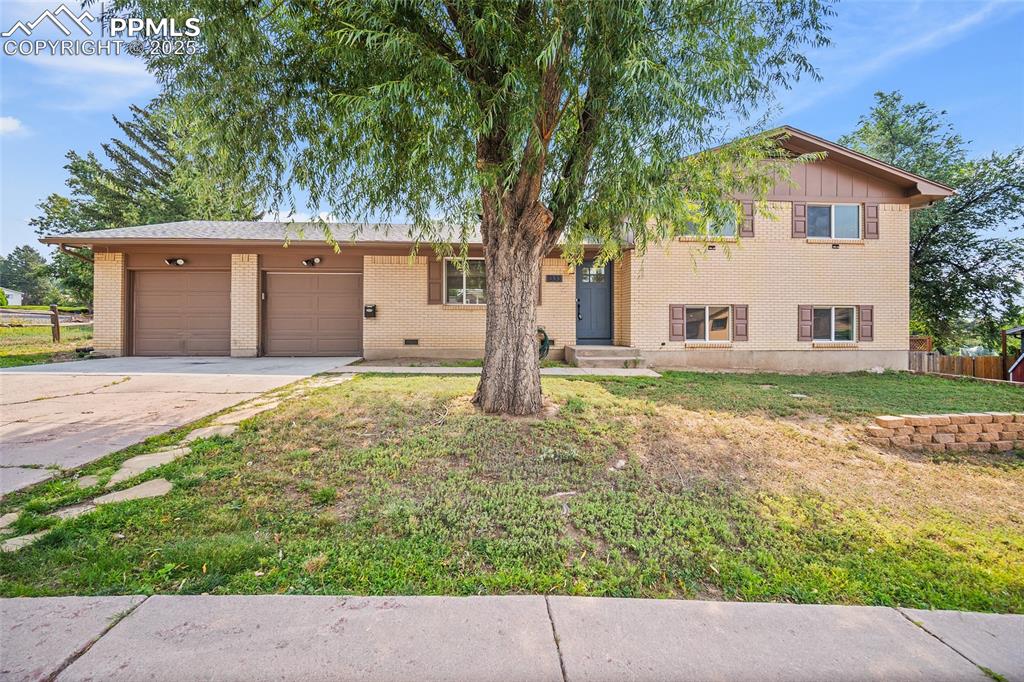 1333 holmes drive colorado springs co 80909