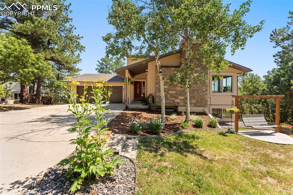 630 larks nest way monument co 80132