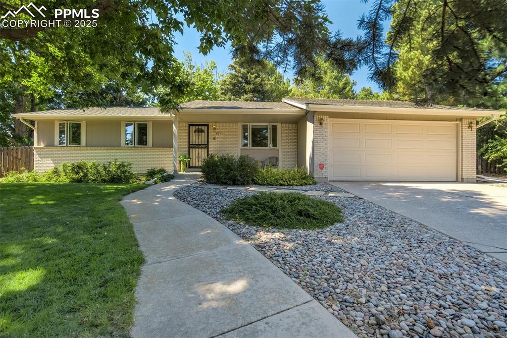 5238 constitution avenue colorado springs co 80915