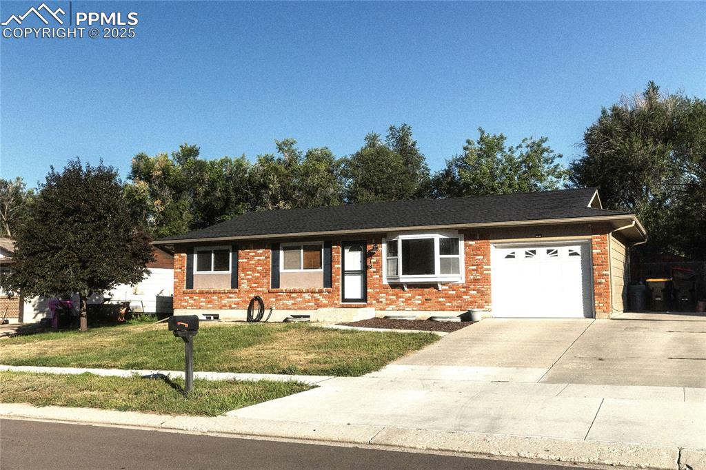1518 sanderson avenue colorado springs co 80915