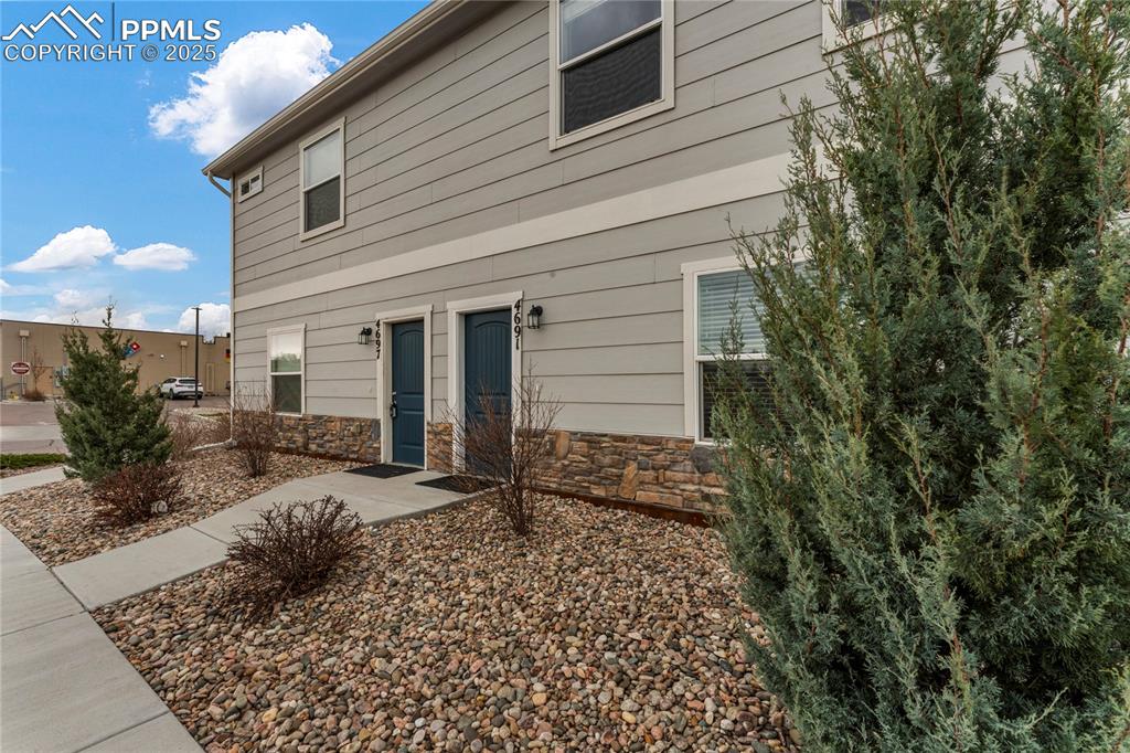4691 pleasant port view colorado springs co 80911