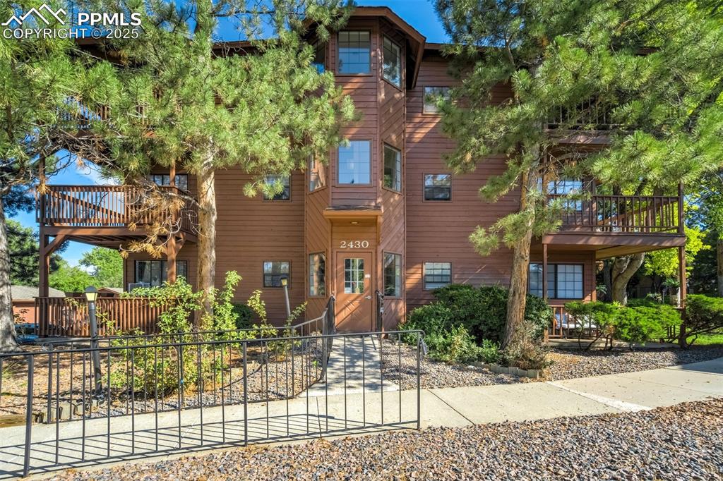 2430 palmer park boulevard colorado springs co 80909