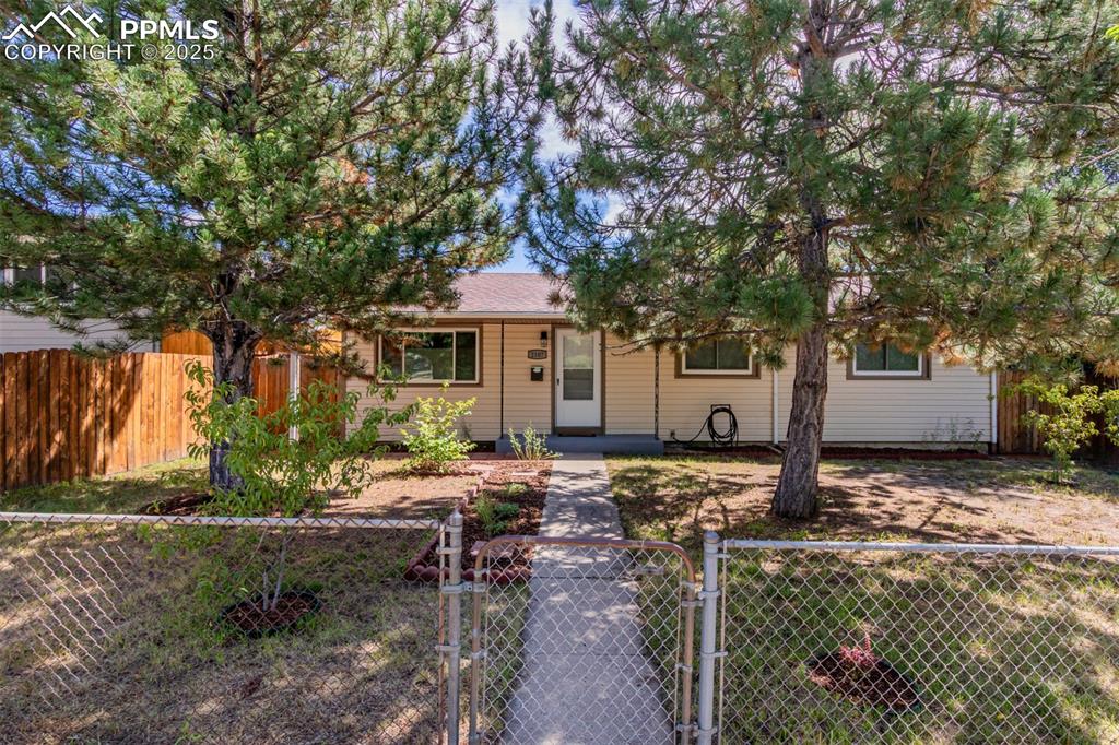 2107 n circle drive colorado springs co 80909