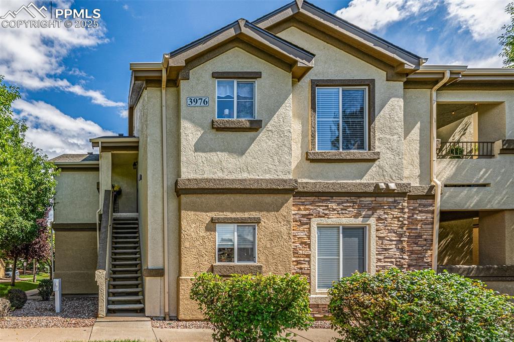 3976 riviera grove colorado springs co 80922