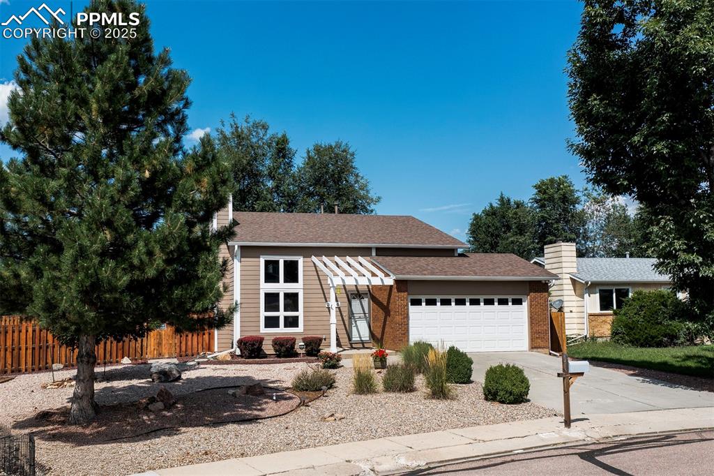 3916 red cedar drive colorado springs co 80906