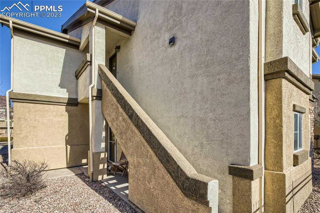 3764 Riviera Grv photo 1 of 31