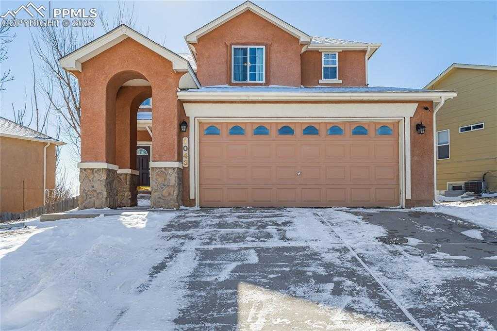 1043 Lindamood Dr photo 1 of 29
