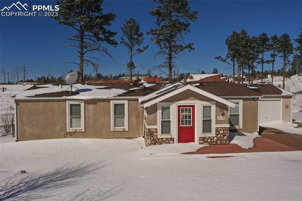 7110 Circle Dr photo 1 of 39