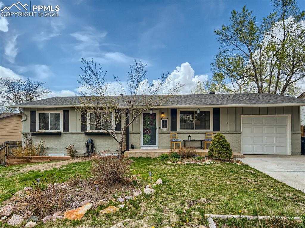 1524 Saratoga Dr photo 1 of 26