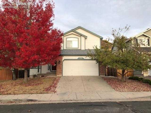 7795 Julynn Rd photo 1 of 43