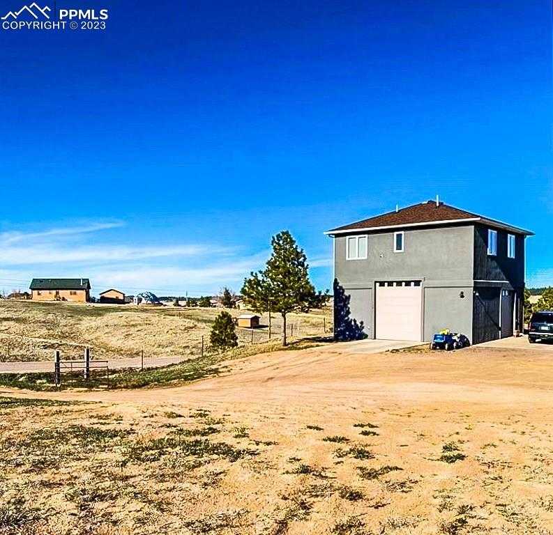 13435 Hodgen Rd photo 1 of 24