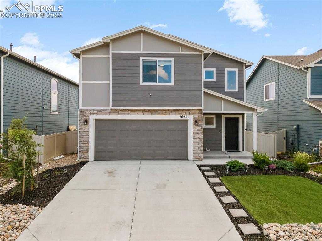 7658 Benecia Dr photo 1 of 42