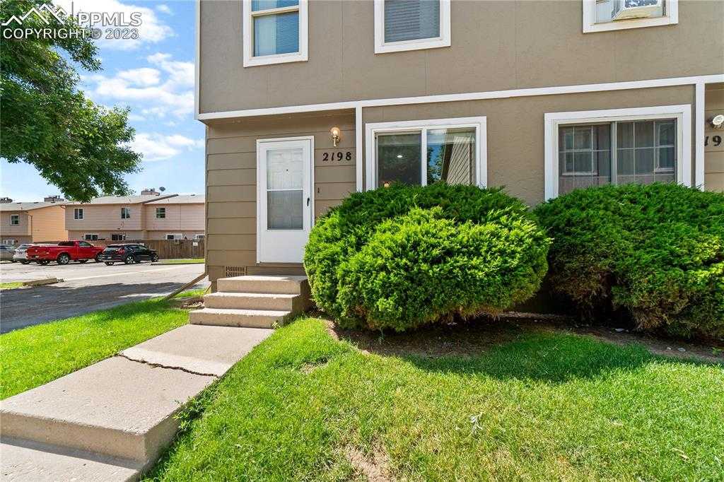 2198 Baltimore Cir photo 1 of 20