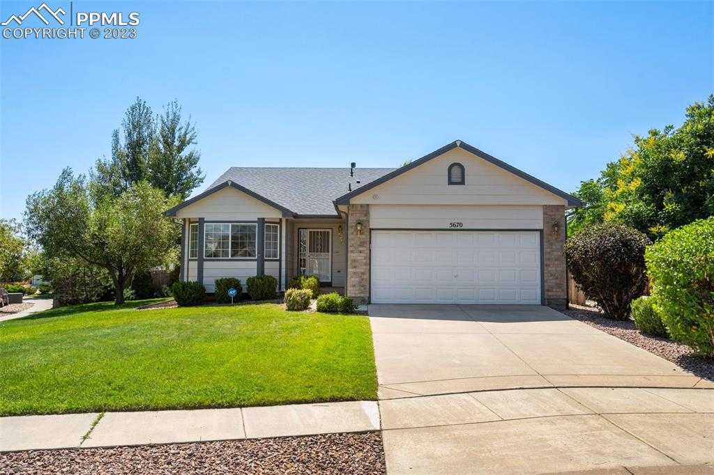 5670 Vermillion Bluffs Dr photo 1 of 36