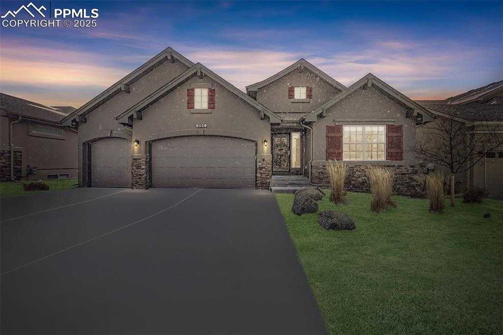 6229 Cubbage Dr photo 1 of 37