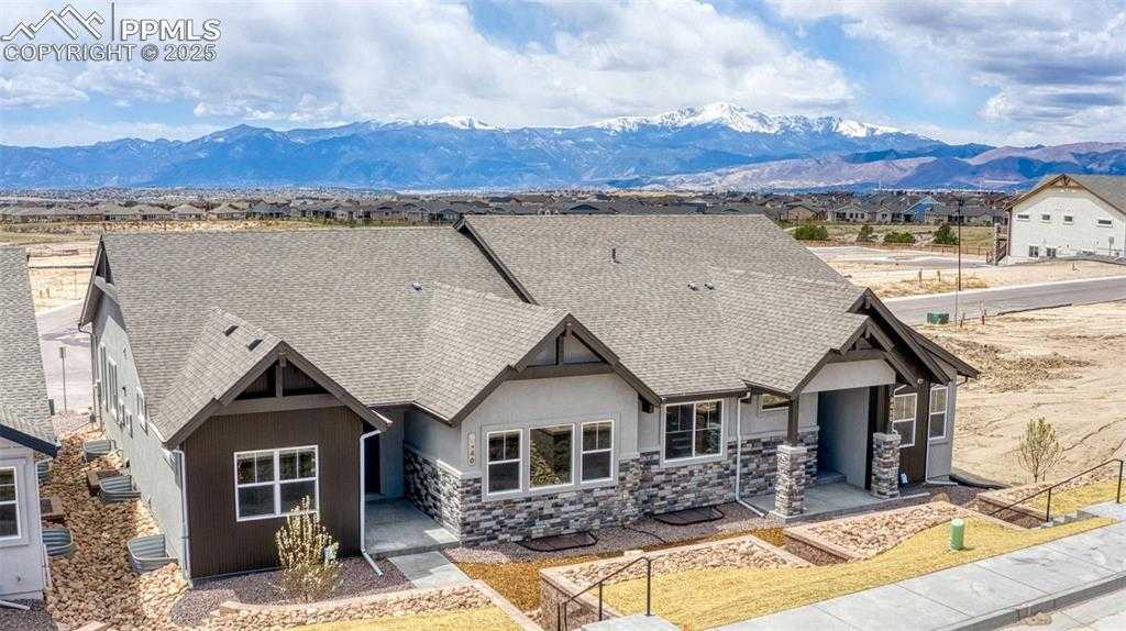9446 Wolf Valley Dr photo 1 of 37