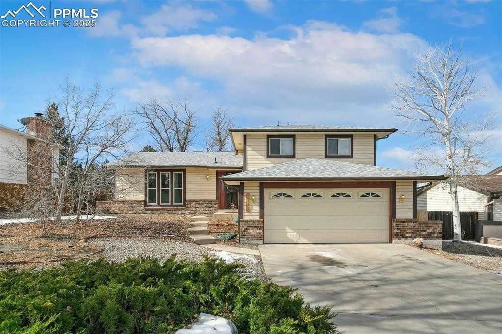 6750 Lange Cir photo 1 of 27