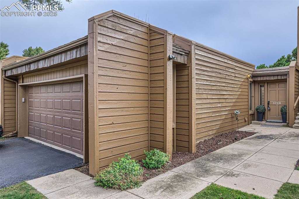3710 Camels Ridge Ln photo 1 of 28