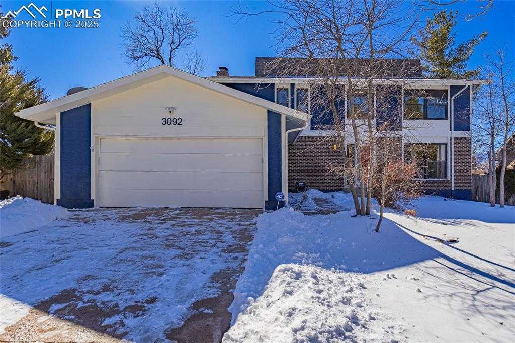 3092 Avondale Dr photo 1 of 46