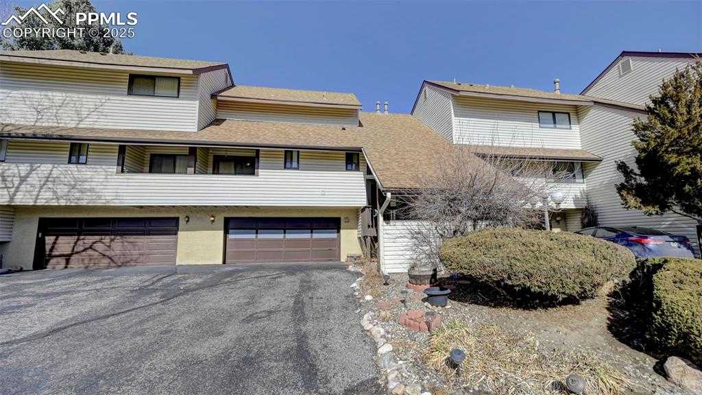 5012 Quarto Ln photo 1 of 21