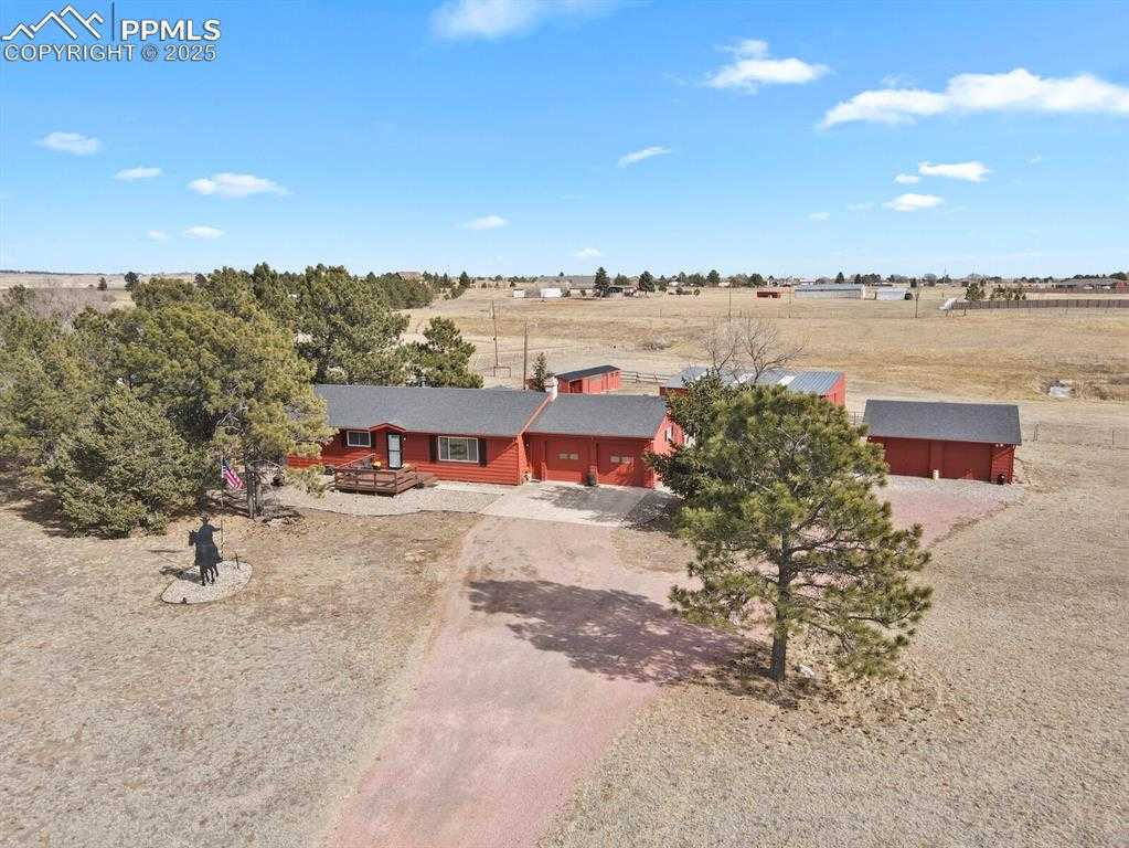 8185 Mustang Rd photo 1 of 44