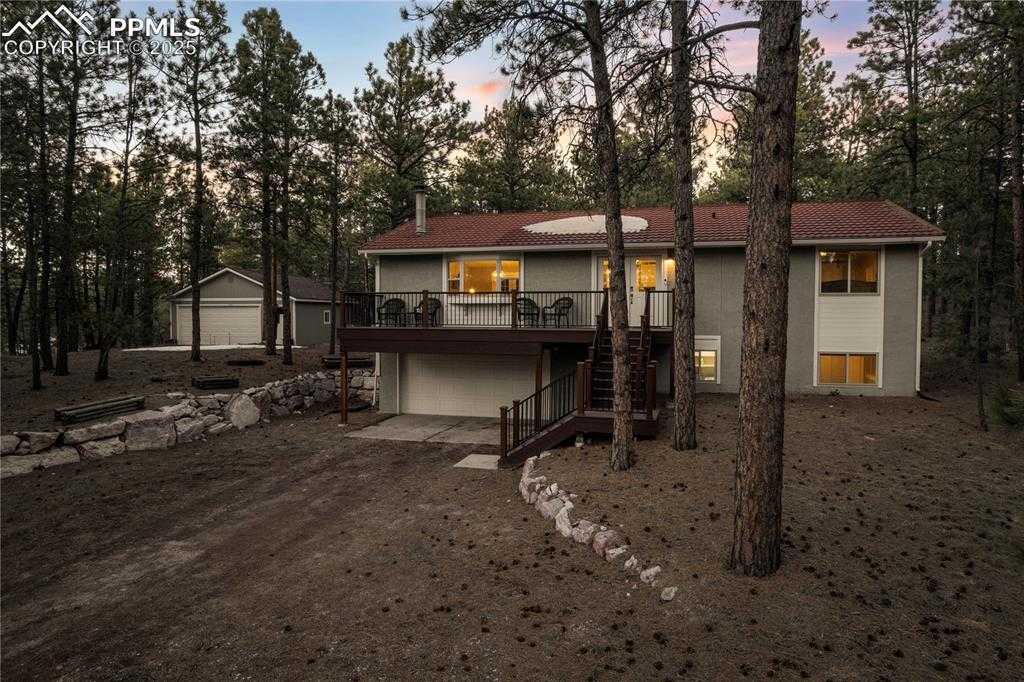 18045 Arrowwood Dr photo 1 of 29