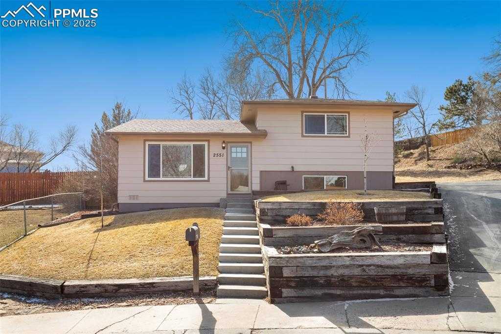 2551 Camelot Ct photo 1 of 25