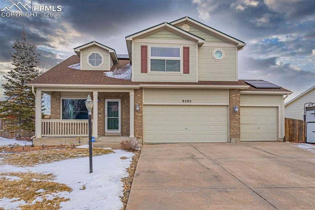 9593 Witherbee Dr photo 1 of 42