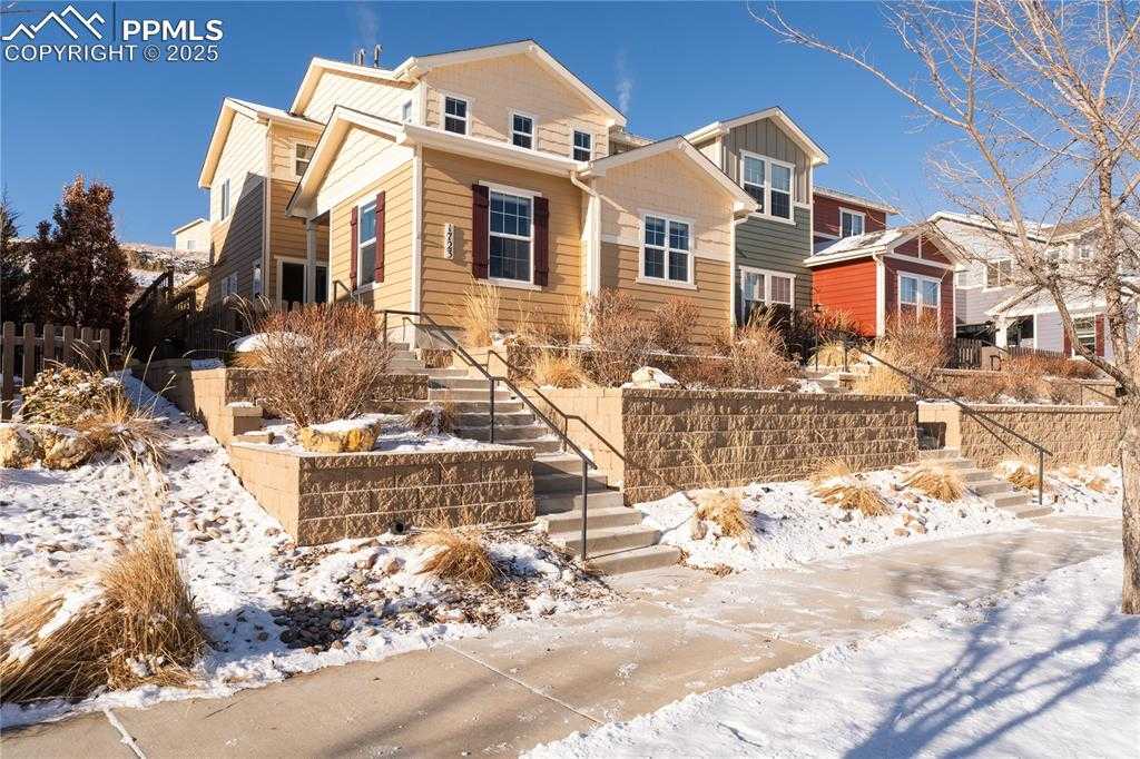1723 Portland Gold Dr photo 1 of 37