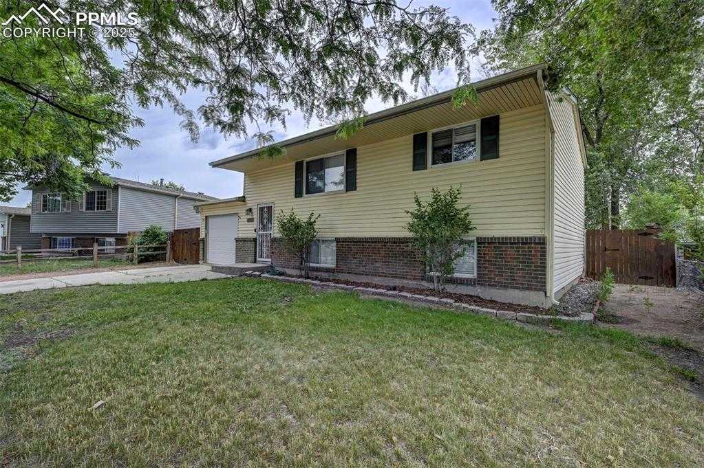 2122 Calle Fontana photo 1 of 23