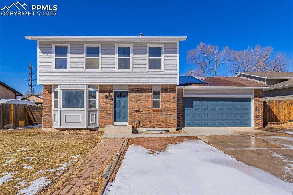 1833 Chapel Hills Dr photo 1 of 34