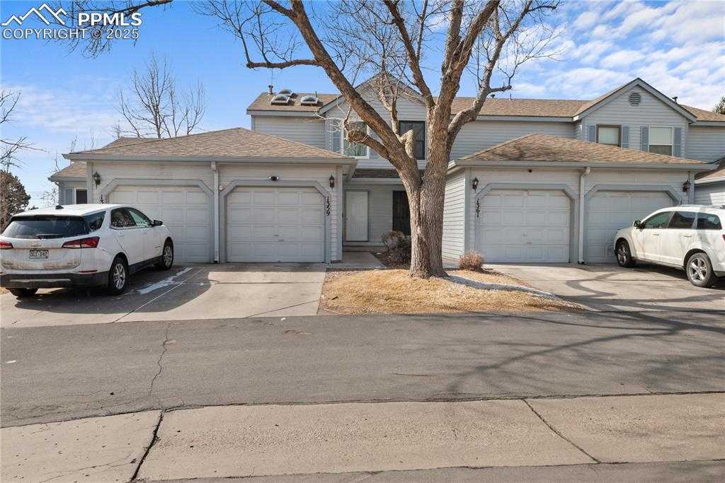 1359 Firefly Cir photo 1 of 32